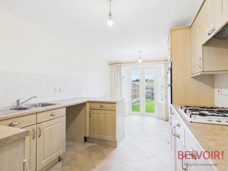 3 bedroom Town house for sale in Primrose Court, Mansfield Woodhouse, NG19