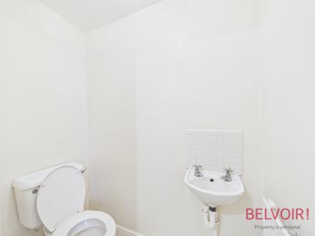 3 bedroom Town house for sale in Primrose Court, Mansfield Woodhouse, NG19