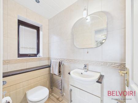 3 bedroom Detached bungalow for sale in The Hollies, Rainworth, NG21