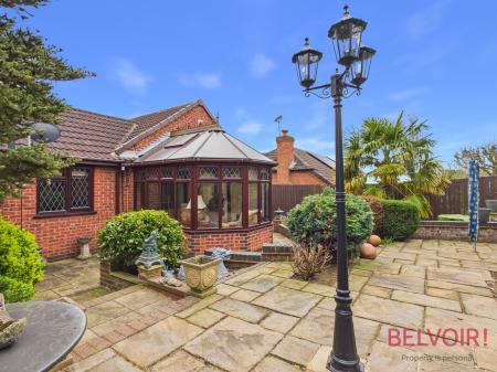 3 bedroom Detached bungalow for sale in The Hollies, Rainworth, NG21