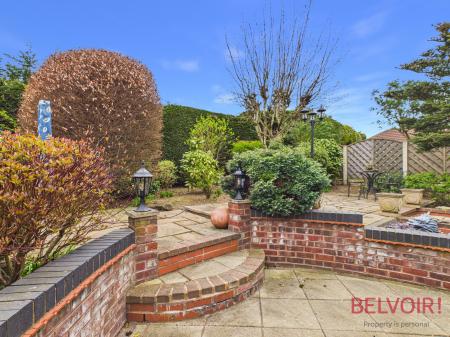 3 bedroom Detached bungalow for sale in The Hollies, Rainworth, NG21