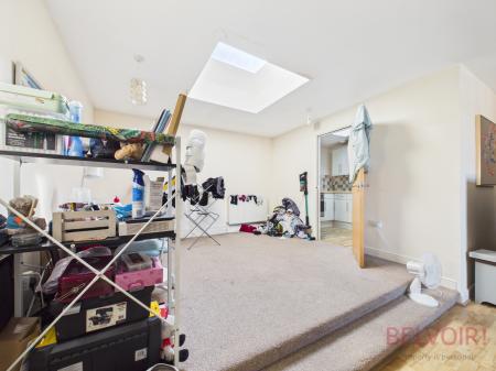 1 bedroom Flat for sale in Ogle Street, Hucknall, NG15