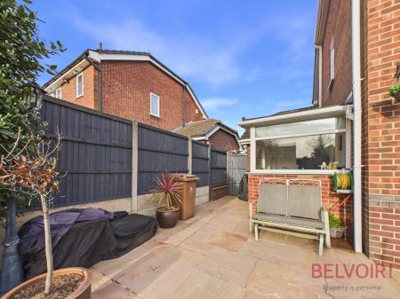 3 bedroom Detached house for sale in Darricott Close, Rainworth, NG21