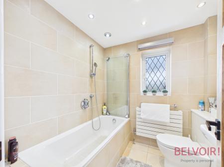 3 bedroom Detached house for sale in Darricott Close, Rainworth, NG21