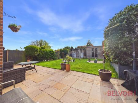 3 bedroom Detached house for sale in Darricott Close, Rainworth, NG21