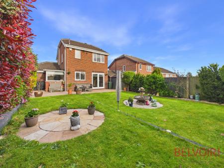 3 bedroom Detached house for sale in Darricott Close, Rainworth, NG21