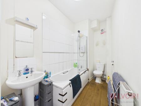 2 bedroom Flat for sale in Ogle Street, Hucknall, NG15