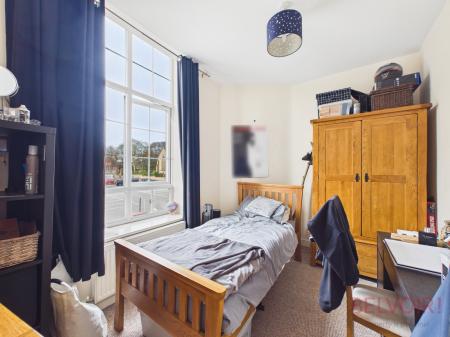 2 bedroom Flat for sale in Ogle Street, Hucknall, NG15