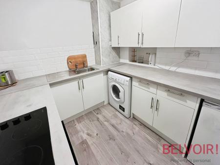 2 bedroom Flat to let in Heron Wharf, Castle Marina, Nottingham, NG7