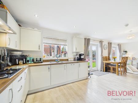 5 bedroom Detached house for sale in Strawberry Fields, Newark, Sutton on Trent, NG23