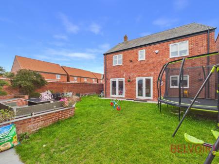 5 bedroom Detached house for sale in Strawberry Fields, Newark, Sutton on Trent, NG23