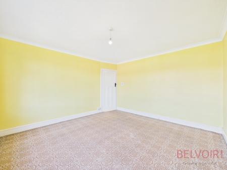 3 bedroom Detached house for sale in Piccadilly, Bulwell, NG6
