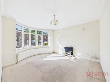 3 bedroom Detached house for sale in Piccadilly, Bulwell, NG6