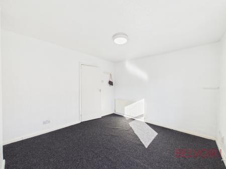 3 bedroom Terraced House for sale in Littleworth, Mansfield, NG18