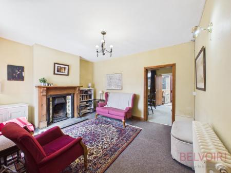 3 bedroom Terraced House for sale in Littleworth, Mansfield, NG18