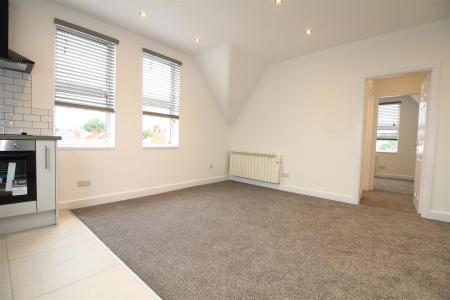 1 bedroom Flat to let in Nottingham Road, Nottingham, NG7
