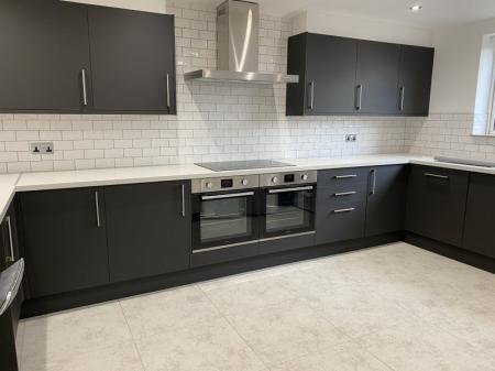 Barrique Road, Nottingham, NG7