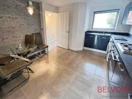 3 bedroom Semi-detached house to let in Kendale Grove, St Anns, Nottingham, NG3
