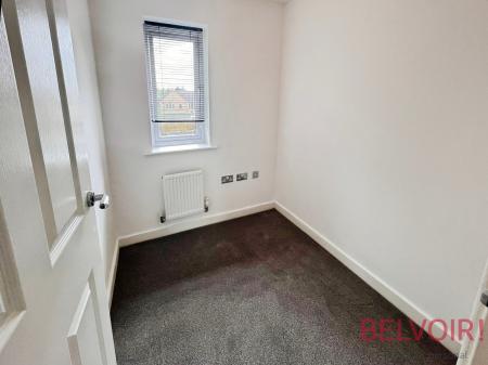 3 bedroom Semi-detached house to let in Kendale Grove, St Anns, Nottingham, NG3