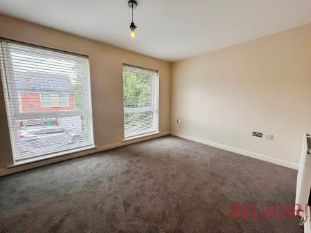 3 bedroom Semi-detached house to let in Kendale Grove, St Anns, Nottingham, NG3