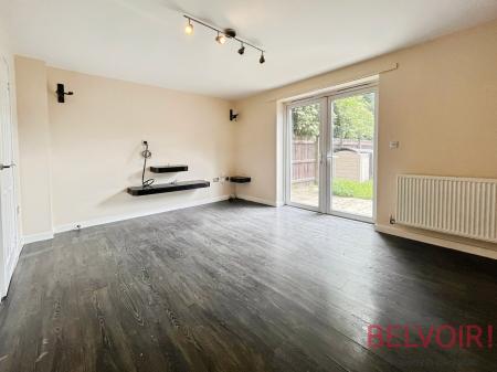 3 bedroom Semi-detached house to let in Kendale Grove, St Anns, Nottingham, NG3