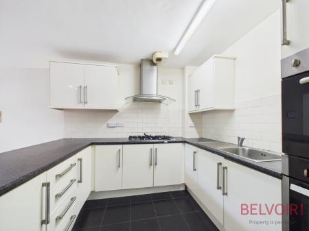 6 bedroom Terraced House for sale in North Sherwood Street, Nottingham, NG1
