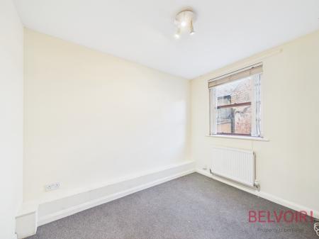6 bedroom Terraced House for sale in North Sherwood Street, Nottingham, NG1