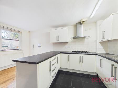 6 bedroom Terraced House for sale in North Sherwood Street, Nottingham, NG1