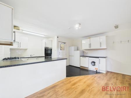 6 bedroom Terraced House for sale in North Sherwood Street, Nottingham, NG1