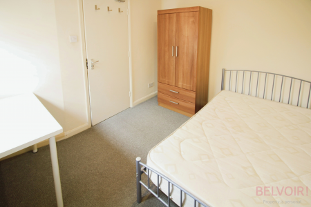 1 bedroom Town house to let in North Sherwood Street, Nottingham, NG1