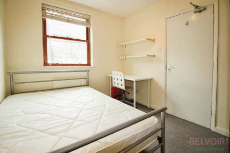 1 bedroom Town house to let in North Sherwood Street, Nottingham, NG1