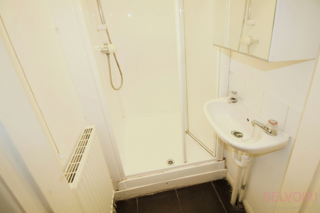 1 bedroom Town house to let in North Sherwood Street, Nottingham, NG1