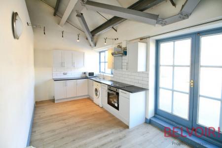 3 bedroom Flat to let in Foxrose Courtyard, Aberdeen Street, Nottingham