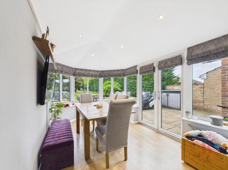 4 bedroom Detached house for sale in St Albans Road, Bulwell, NG6