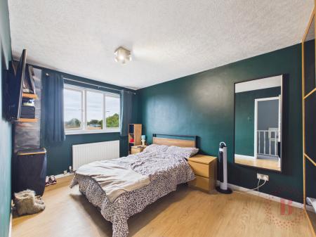 4 bedroom Detached house for sale in St Albans Road, Bulwell, NG6