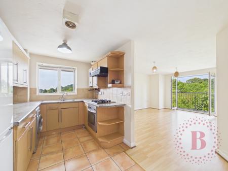 2 bedroom Flat to let in Off Kappler Close, Netherfield, NG4