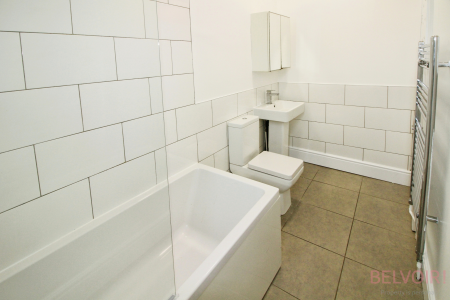 4 bedroom Semi-detached house to let in Burns Street, Nottingham, NG7