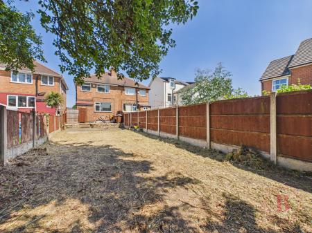 3 bedroom Semi-detached house for sale in St Albans Road, Bulwell, NG6