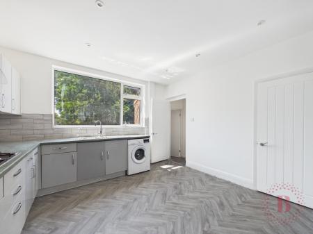 3 bedroom Semi-detached house for sale in St Albans Road, Bulwell, NG6