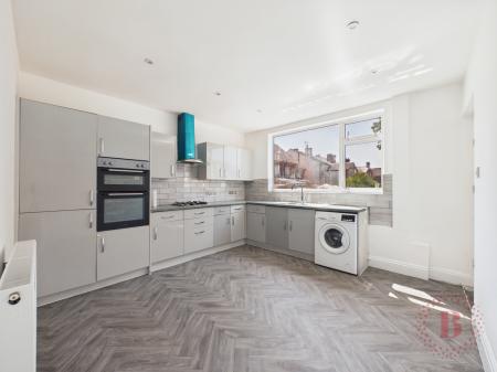 3 bedroom Semi-detached house for sale in St Albans Road, Bulwell, NG6