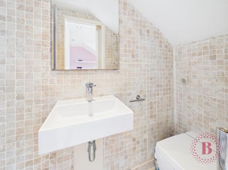 3 bedroom Terraced House for sale in Deabill Road, Netherfield, NG4