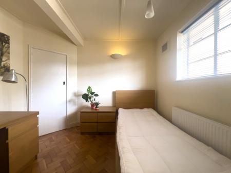 2 bedroom Flat to let in Mansfield Road, Mapperley Park, Nottingham, NG5