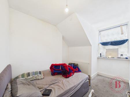 5 bedroom Terraced House for sale in Birrell Road, Forest Fields, Nottingham, NG7