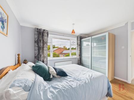 4 bedroom Detached house for sale in Highfield Close, Ravenshead, NG15