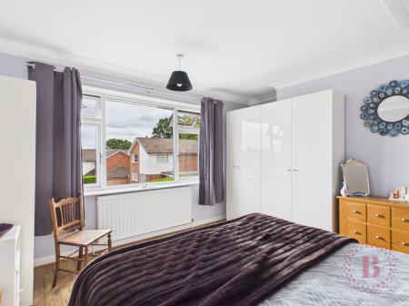 4 bedroom Detached house for sale in Highfield Close, Ravenshead, NG15