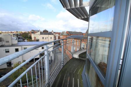 2 bedroom Apartment to let in The Arena, Standard Hill, Nottingham, NG1