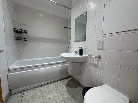 1 bedroom Flat to let in Cranbrook Street, Hockley, Nottingham, NG1
