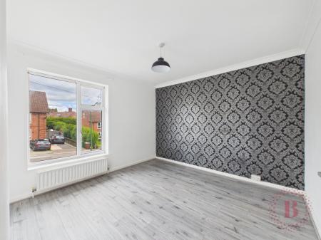 3 bedroom End of terrace house for sale in Brooklyn Road, Bulwell, NG6