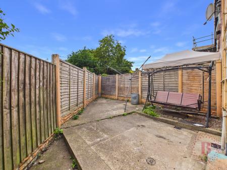 3 bedroom End of terrace house for sale in Brooklyn Road, Bulwell, NG6