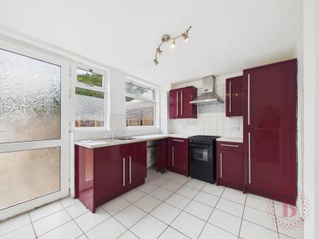 3 bedroom End of terrace house for sale in Brooklyn Road, Bulwell, NG6
